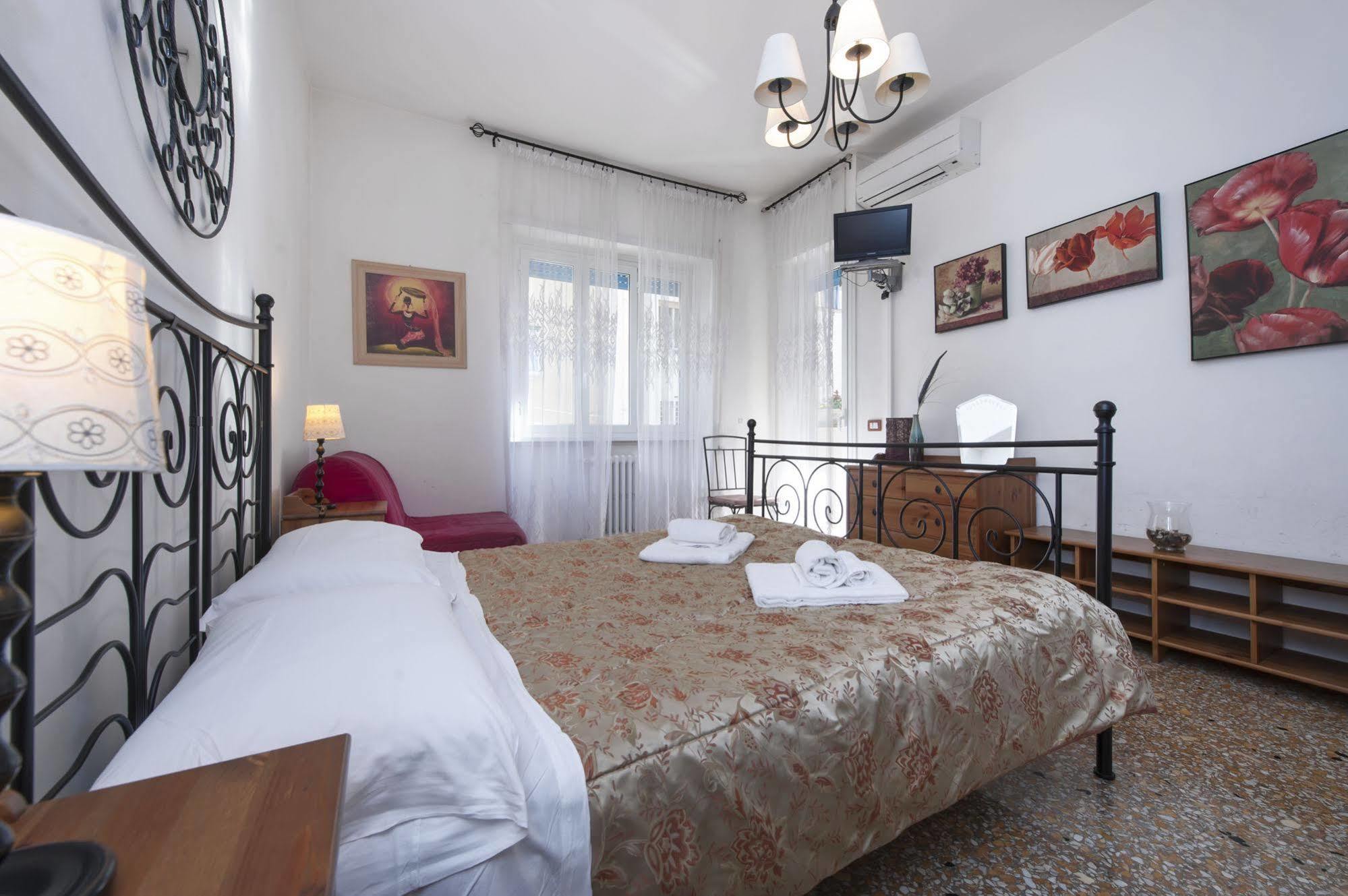 B&B A Room For Holiday Ρώμη Εξωτερικό φωτογραφία